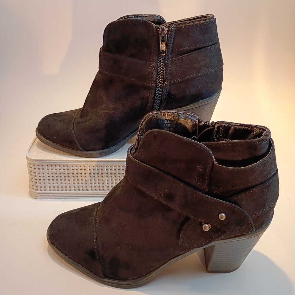 No Parking Eleni Black Faux Suede Ankle Boots Block Heel Studded Booties Size 9